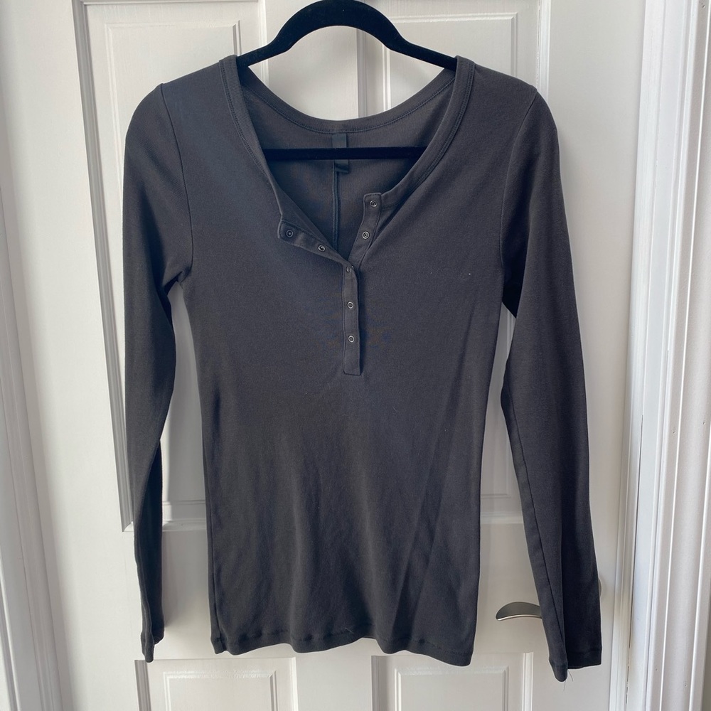 Grey long sleeve partial button down.